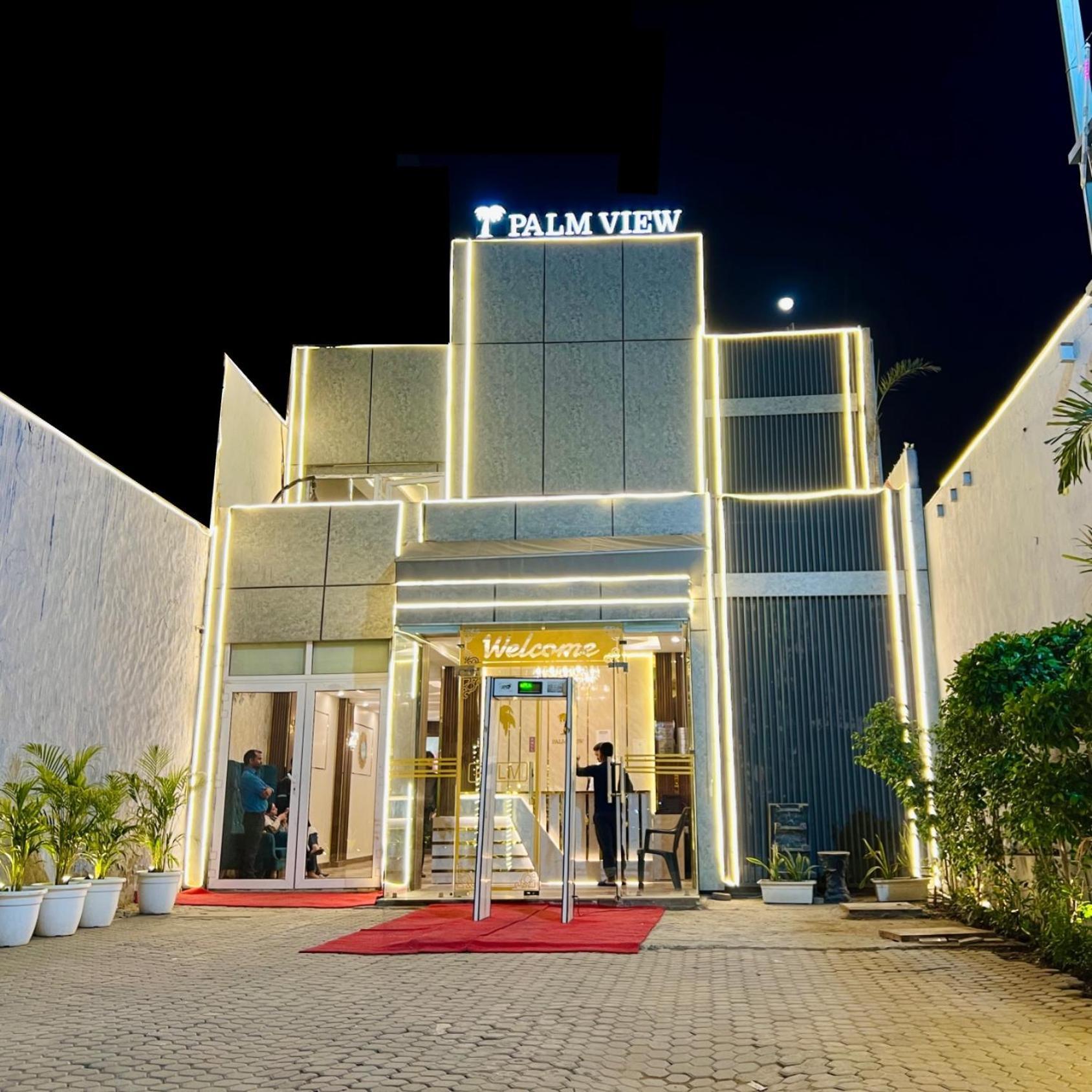 Bed & Breakfast Palm View By Jmd Group New Delhi